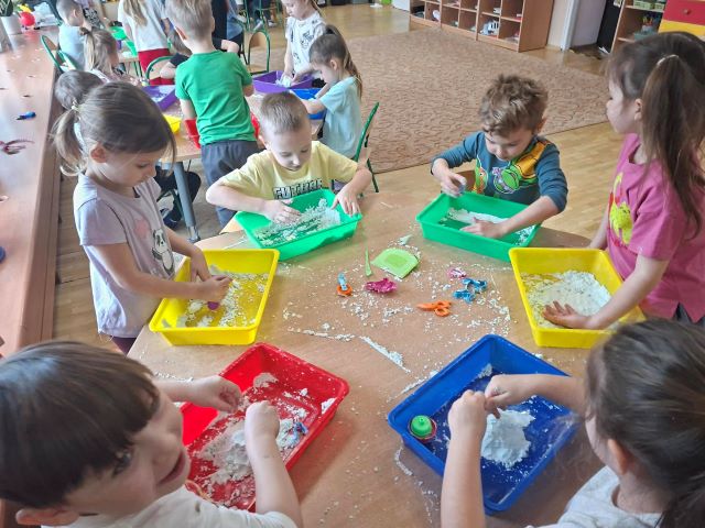 bratki na zajeciach sensorycznych