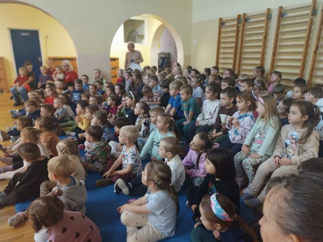 ogladanie swiatecznej audycji pana pozytywki