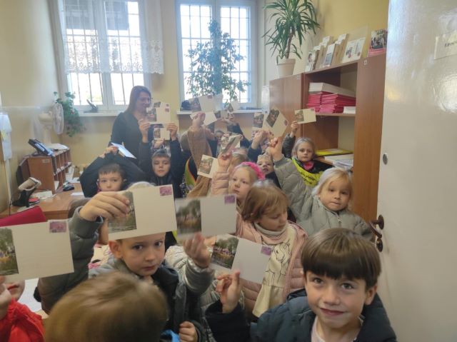 sloneczniki z kartkami na poczcie